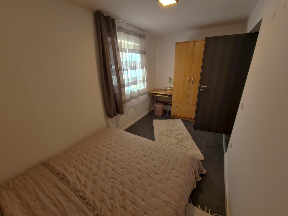 Villa Ska Pola Esterno foto